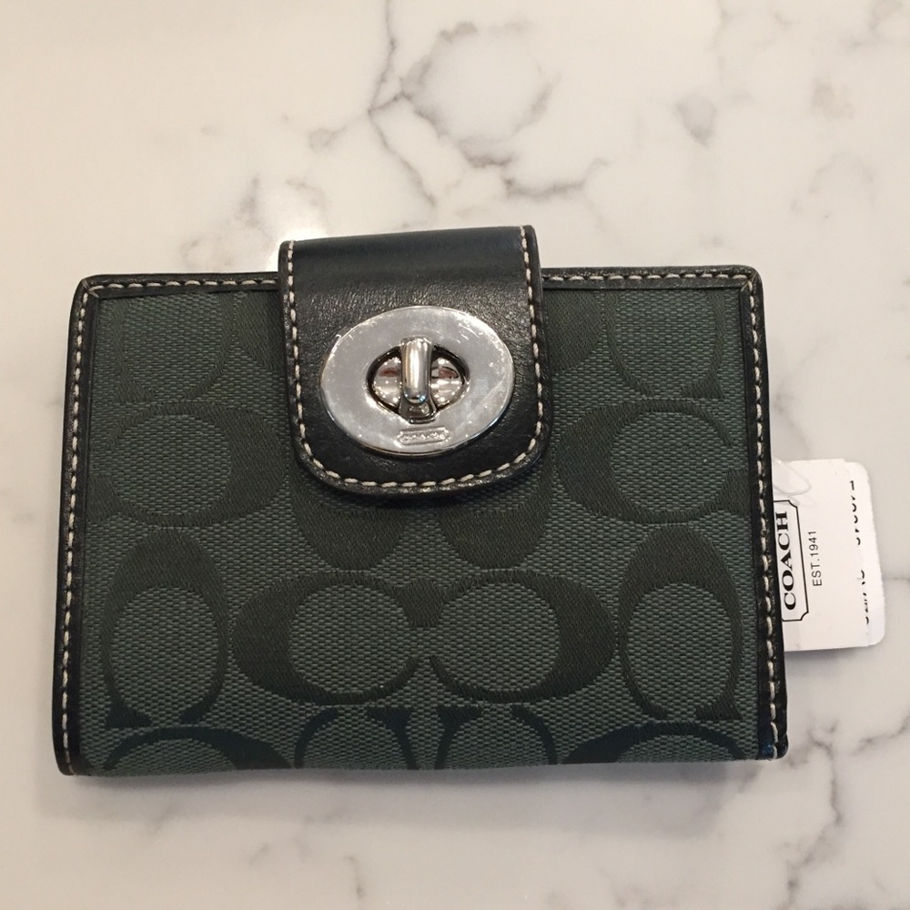 Coach Signature Wallet in Forest Green, New!